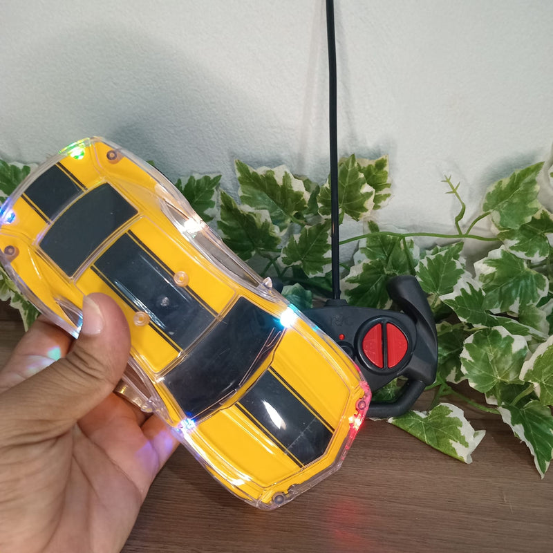 Brinquedo Camaro Amarelo Carrinho Controle Remoto C/ Luzes